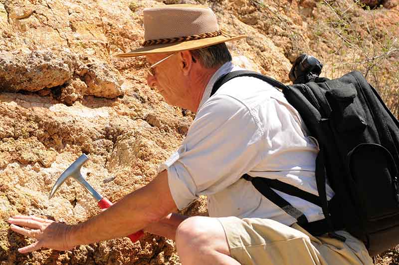 dr. cristalferjacssen mines crystals with grad students and interns