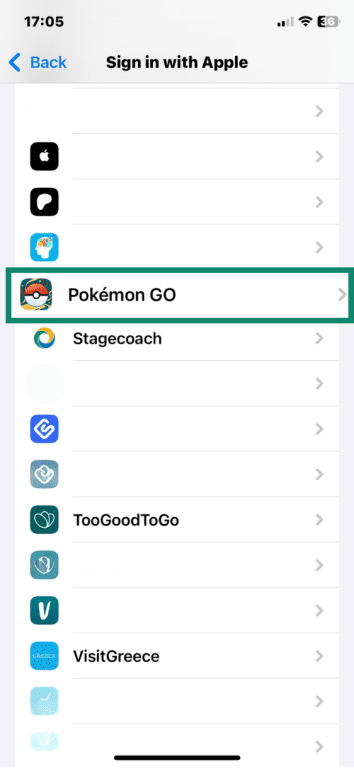 Sign in with Apple menu open with Pokémon GO highlighted